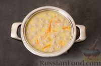 Фото приготовления рецепта: Суп с мясными фрикадельками и яично-сметанной заправкой - шаг №12