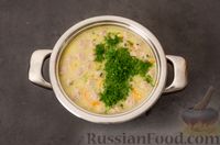 Фото приготовления рецепта: Суп с мясными фрикадельками и яично-сметанной заправкой - шаг №13