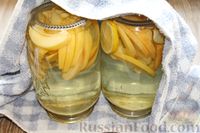 Фото приготовления рецепта: Компот из айвы с лимоном, на зиму - шаг №11