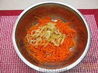 Фото приготовления рецепта: Салат из кальмаров с морковью по-корейски - шаг №12