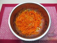 Фото приготовления рецепта: Салат из кальмаров с морковью по-корейски - шаг №13