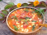 Фото к рецепту: Фасоль с ветчиной, в томатном соусе