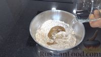 Фото приготовления рецепта: Кунжутное печенье на скорую руку (постная выпечка) - шаг №2