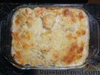 Фото приготовления рецепта: Картофельная запеканка с ветчиной, сыром и соусом бешамель - шаг №13