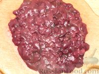 Фото приготовления рецепта: Запечённые рубленые котлеты из куриной печени в томатном соусе - шаг №2