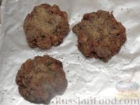 Фото приготовления рецепта: Запечённые рубленые котлеты из куриной печени в томатном соусе - шаг №8