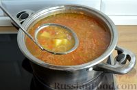Фото приготовления рецепта: Суп с чечевицей и мясным фаршем - шаг №15