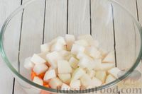 Фото приготовления рецепта: Кольраби, свёкла, картофель и морковь, запечённые с бальзамическим соусом - шаг №4