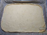 Фото приготовления рецепта: Немецкий луковый пирог - шаг №5