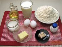 Фото приготовления рецепта: Толстые дрожжевые блины на молоке - шаг №1