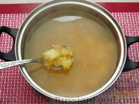 Фото приготовления рецепта: Чечевичный суп с овощами и мясными фрикадельками - шаг №11