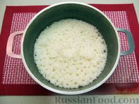 Фото приготовления рецепта: Рисовые крокеты с сыром (в духовке) - шаг №3