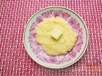 Фото приготовления рецепта: Рисовые крокеты с сыром (в духовке) - шаг №9