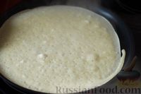 Фото приготовления рецепта: Тонкие блинчики на газированной минеральной воде (без молока и яиц) - шаг №6