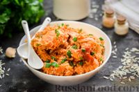 Фото к рецепту: Рис с курицей и овощами в томатном соусе (на сковороде)