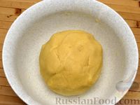 Фото приготовления рецепта: Песочное печенье "Трюфели" с коньяком - шаг №5