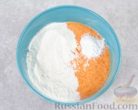 Фото приготовления рецепта: Морковный манник на кефире, с рисовой мукой - шаг №8