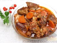 Фото приготовления рецепта: Рагу из свинины с морковью, сладким перцем, сельдереем и белым вином - шаг №15