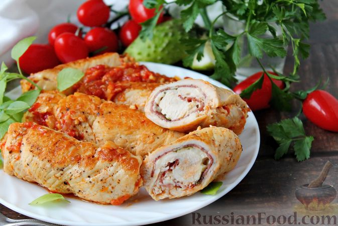 Куриные Рулетики с сыром и ветчиной на сковороде в сливочном соусе Простой рецепт /Chicken rolls