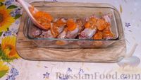 Фото приготовления рецепта: Индюшиные шейки, запечённые в томатном соусе - шаг №5
