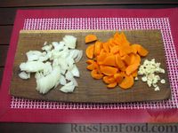 Фото приготовления рецепта: Картофельный суп-пюре с сыром, курицей и свежими помидорами - шаг №3