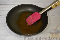 Фото приготовления рецепта: Рисовая каша со сливками и солёной карамелью - шаг №10