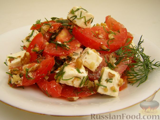 Рецепт салата с помидорами и брынзой