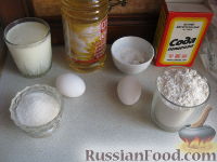 Фото приготовления рецепта: Пышные оладьи на кислом молоке - шаг №1