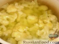 Фото приготовления рецепта: Запеканка из цветной капусты и грибов - шаг №6