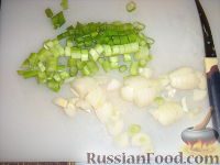Фото приготовления рецепта: Салат из креветок и авокадо "Зеленый" - шаг №1