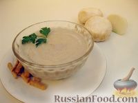 Фото к рецепту: Крем-суп из шампиньонов (в микроволновке)
