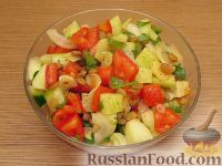 Фото к рецепту: Овощной салат с чечевицей