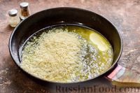 Фото приготовления рецепта: Запеканка из квашеной капусты, мясного фарша и риса - шаг №2