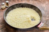Фото приготовления рецепта: Запеканка из квашеной капусты, мясного фарша и риса - шаг №4