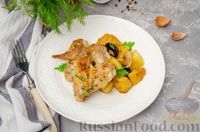 Фото приготовления рецепта: Картофель, запечённый с куриными крыльями и черносливом (в рукаве) - шаг №12