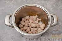 Фото приготовления рецепта: Жаркое со свининой, картошкой и тыквой - шаг №3