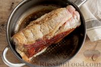 Фото приготовления рецепта: Мясной рулет с луком и сыром (в духовке) - шаг №14