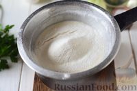 Фото приготовления рецепта: Пирожки из бездрожжевого заварного теста на кефире, с капустой (в духовке) - шаг №4