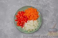 Фото приготовления рецепта: Куриный суп с гречневой крупой и овощами - шаг №7