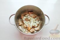 Фото приготовления рецепта: Гороховый суп с обжаренной свининой и копчёными ребрышками - шаг №4