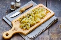 Фото приготовления рецепта: Салат "Оливье" с копчёной курицей и яблоком - шаг №5