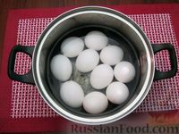 Фото приготовления рецепта: Фаршированные яйца с гречнево-грибной начинкой - шаг №4