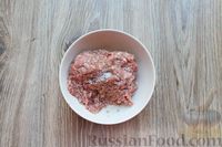 Фото приготовления рецепта: Каннеллони с мясным фаршем, запеченные под томатным соусом и сыром - шаг №6