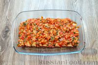 Фото приготовления рецепта: Каннеллони с мясным фаршем, запеченные под томатным соусом и сыром - шаг №9