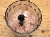 Фото приготовления рецепта: Рыбные тефтельки в томатном соусе - шаг №7