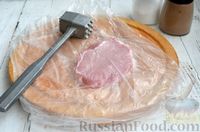 Фото приготовления рецепта: Свиные отбивные в кляре на минеральной воде - шаг №3