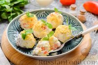 Фото приготовления рецепта: Закусочные сырные шарики с красной рыбой - шаг №11