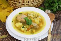 Фото к рецепту: Куриный суп с цветной капустой и консервированным горошком