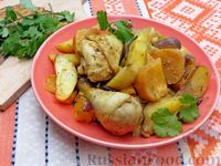 Фото к рецепту: Картофель, запечённый с курицей и репой (в рукаве)