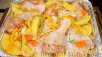 Фото приготовления рецепта: Курица с картошкой и овощами в духовке - шаг №4